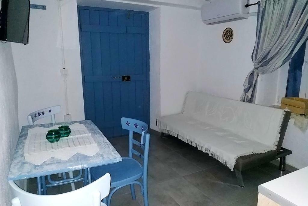 Theseus Apartment Poros Town Bagian luar foto